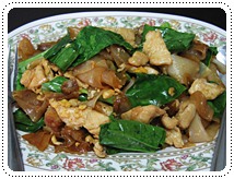 http://pim.in.th/images/all-one-dish-food/stir-fried-noodles-with-egg-and-chicken/stir-fried-noodles-with-egg-and-chicken-002.jpg