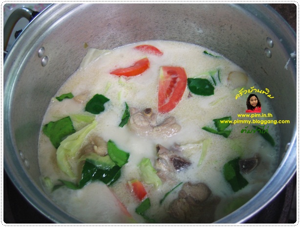 http://www.pim.in.th/images/all-side-dish-chicken-egg-duck/chicken-with-galanga-root-in-coconut-milk/chicken-with-galanga-root-in-coconut-milk-18.JPG