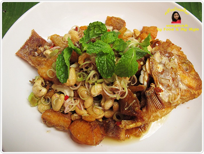 http://pim.in.th/images/all-side-dish-fish/pla-tubtim-tod-yum-takrai/pla-tubtim-tod-yum-takrai-12.JPG