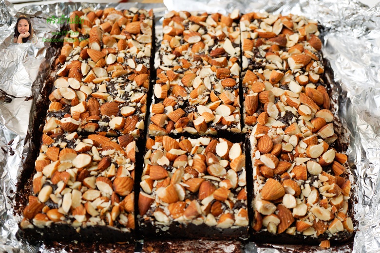 almond brownies 03