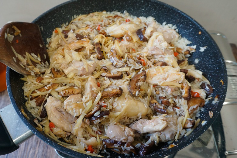 baked rice with chicken and ginger 08