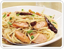http://pim.in.th/images/all-one-dish-food/chili-and-garlic-sausage-spaghetti/chili-and-garlic-sausage-spaghetti-01.JPG