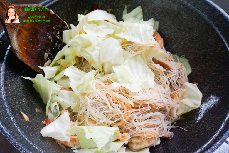 fried rice vermicelli with shrimp and garlic sauce 19
