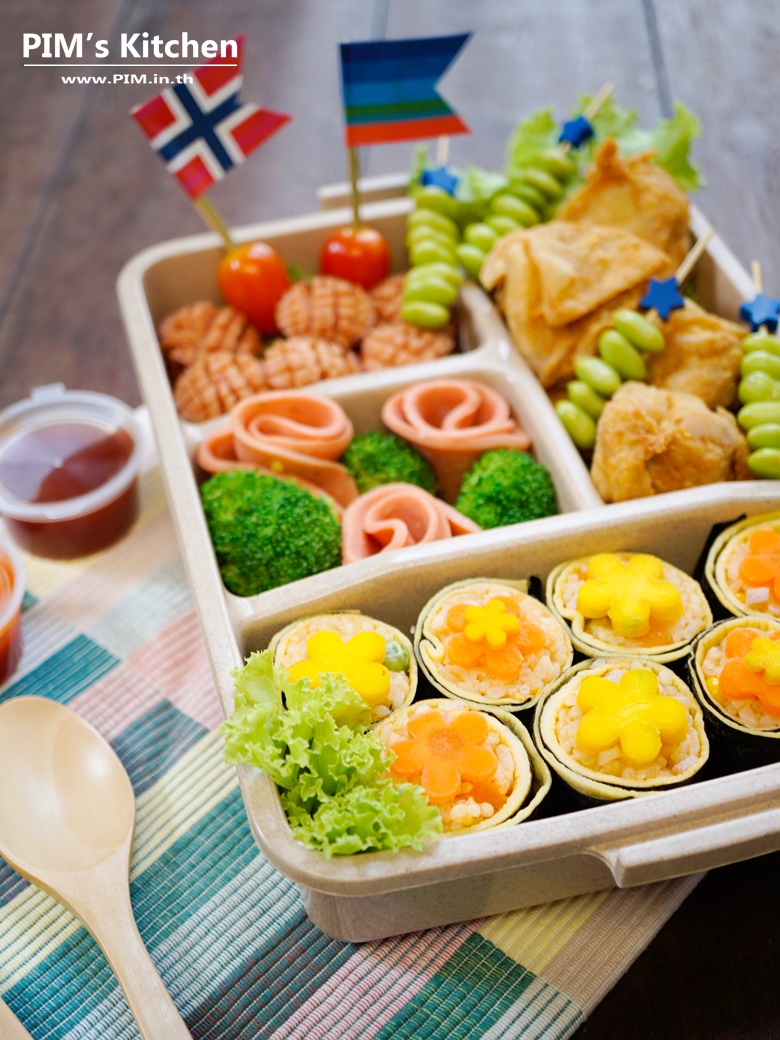 fried rice wrapped with egg bento 12