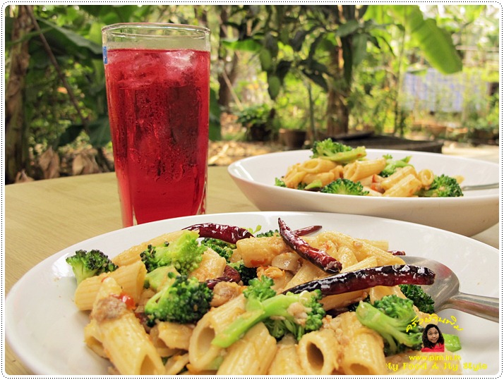 http://pim.in.th/images/all-one-dish-food/penne-pad-broccoli/penne-pad-broccoli-11.JPG