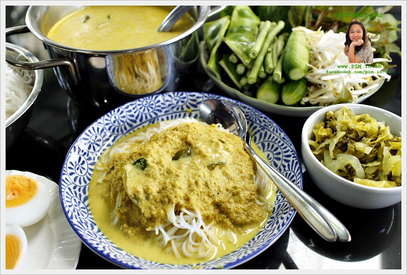 rice vermicelli with fish curry sauce14