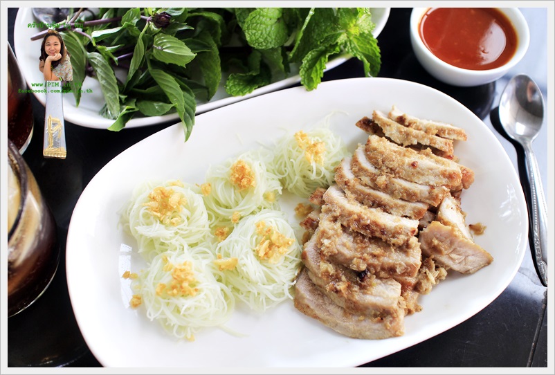 rice vermicelli with roasted pork 15