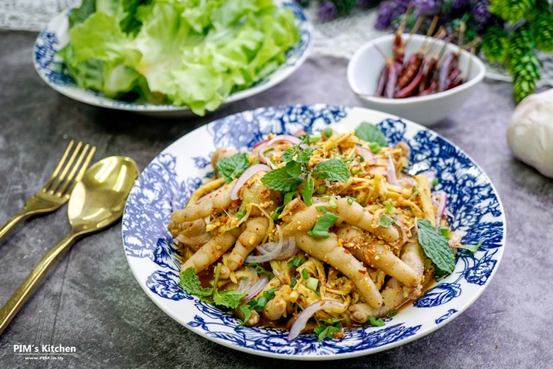 spicy bamboo shoot salad with chicken feet 05