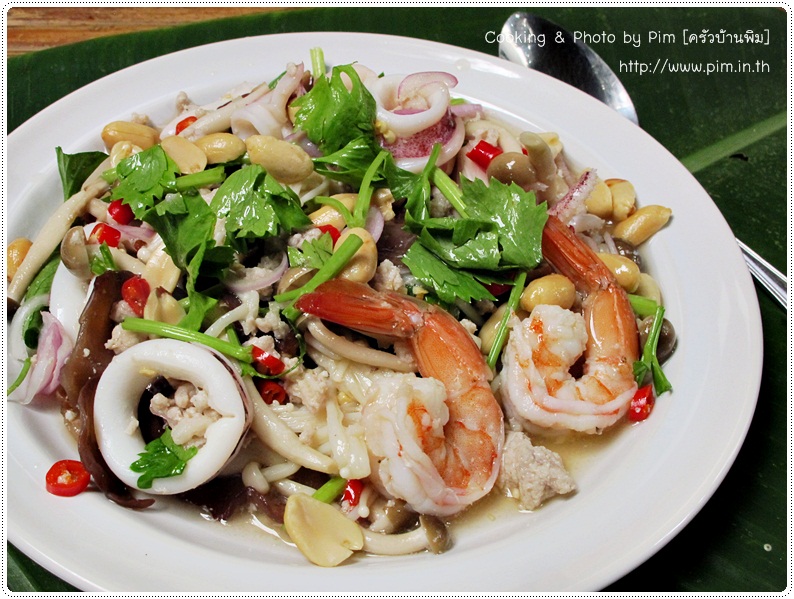 http://www.pim.in.th/images/all-one-dish-shrimp-crab/spicy-mixed-mushroom-salad/spicy-mixed-mushroom-salad-021.JPG
