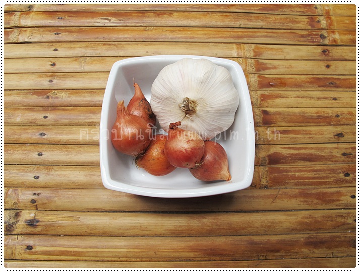 http://pim.in.th/images/all-one-dish-shrimp-crab/yam-tou-plu/yam-tou-plu-07.JPG