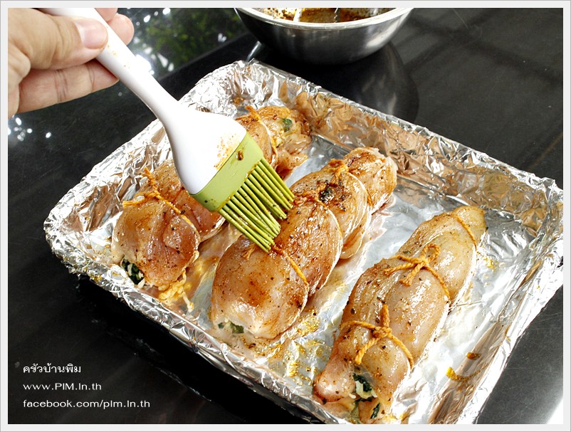chicken stuffed with spinach and cheese09