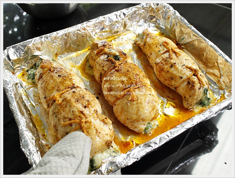 chicken stuffed with spinach and cheese11