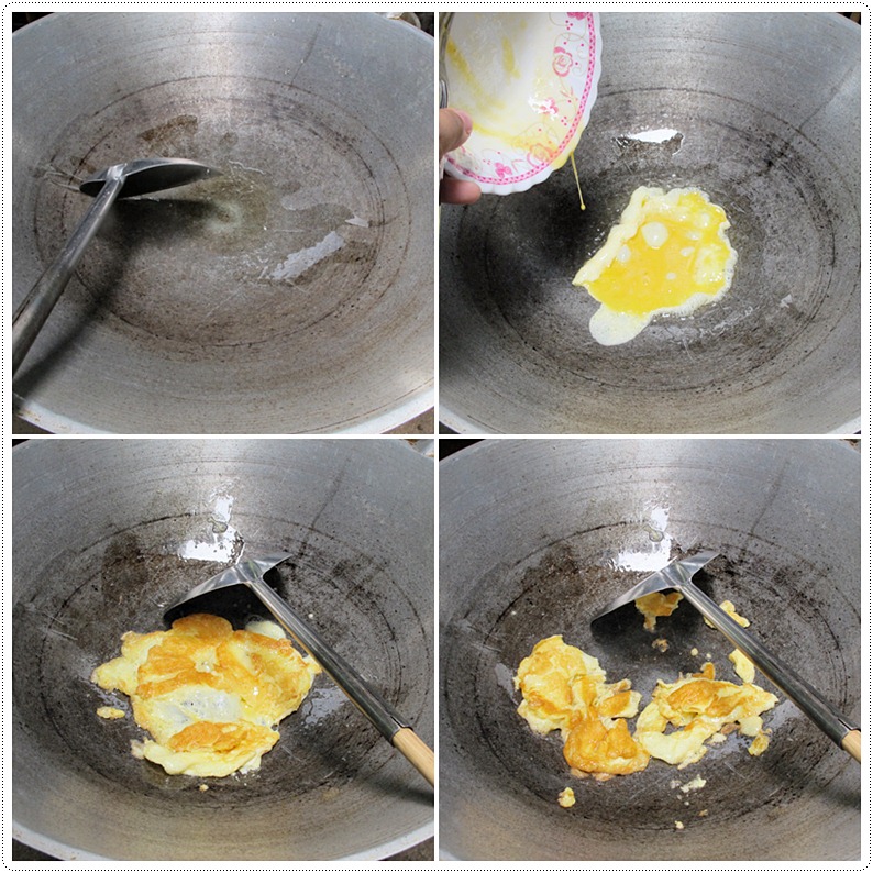 http://pim.in.th/images/all-side-dish-chicken-egg-duck/egg-soup/egg-soup-09.jpg