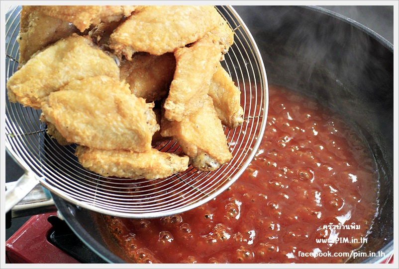 fried chicken with three flavor saucef 12