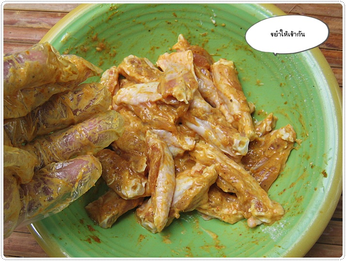 http://pim.in.th/images/all-side-dish-chicken-egg-duck/peek-kai-tod/spicy-peek-kai-tod-11.JPG