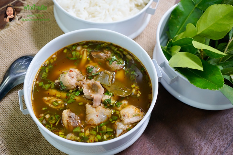 thai esan spicy chicken soup 12