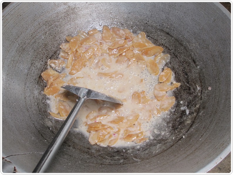 http://www.pim.in.th/images/all-side-dish-egg/fried-salted-turnip-with-egg/fried-salted-turnip-with-egg-008.JPG