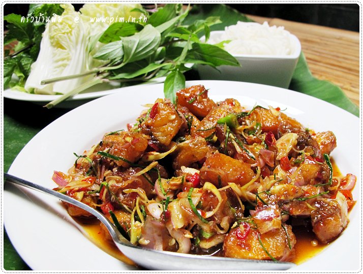 http://pim.in.th/images/all-side-dish-fish/pla-pla-tubtim-tod/red-tilapia-spicy-salad-22.JPG