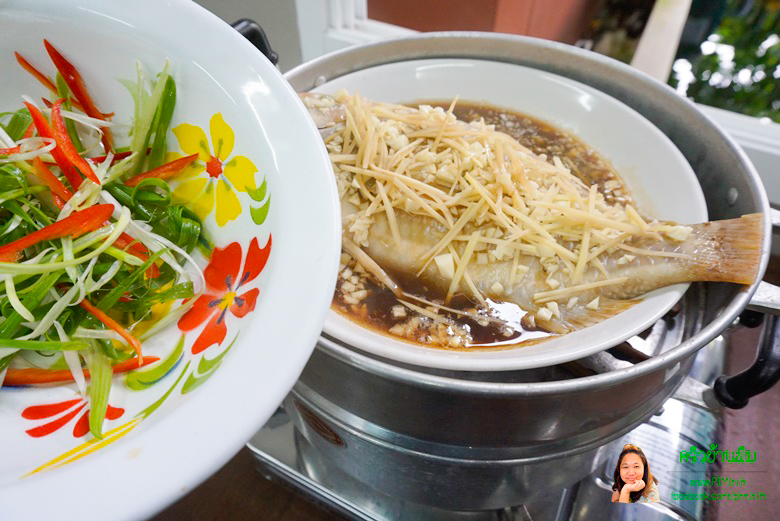 steamed fish with garlic sauce 12
