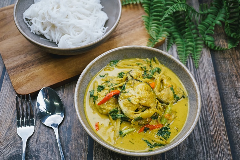 thai curry catfish 21