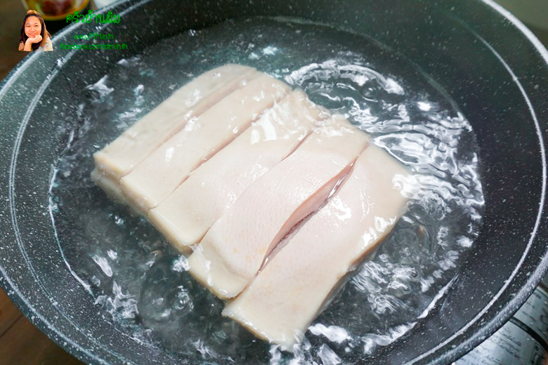 crispy pork with sweet black soya sauce 06