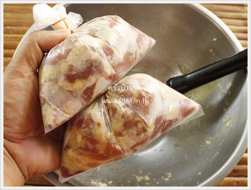 http://www.pim.in.th/images/all-side-dish-pork/fermented-pork-spare-ribs/fermented-pork-spare-ribs-04.JPG