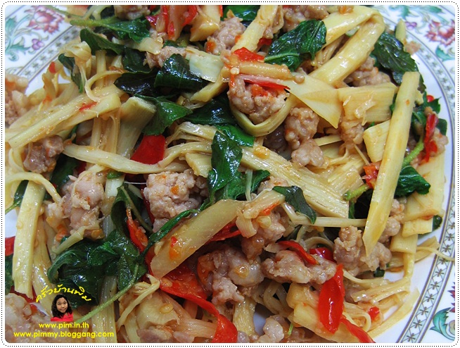 http://pim.in.th/images/all-side-dish-pork/fried-bamboo-shoot/spicy-fried-bamboo-shoot-with-pork-16.JPG