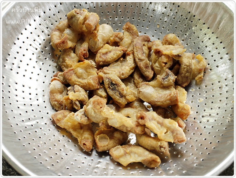 http://www.pim.in.th/images/all-side-dish-pork/fried-pork-Intestine-with-garlic/fried-pork-Intestine-with-garlic-13.JPG