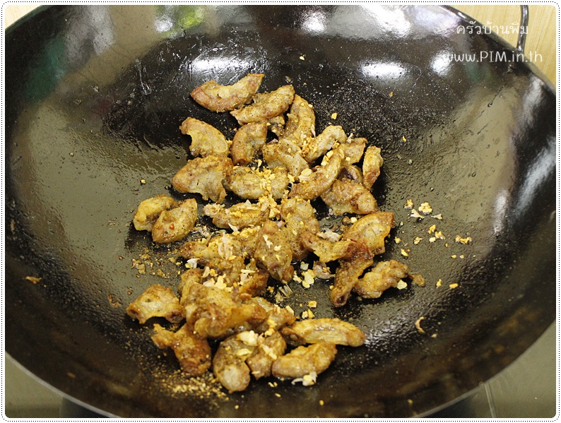 http://www.pim.in.th/images/all-side-dish-pork/fried-pork-Intestine-with-garlic/fried-pork-Intestine-with-garlic-16.JPG
