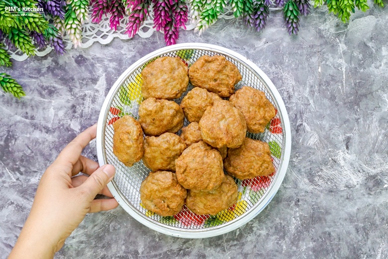 fried salted fish pork ball 015