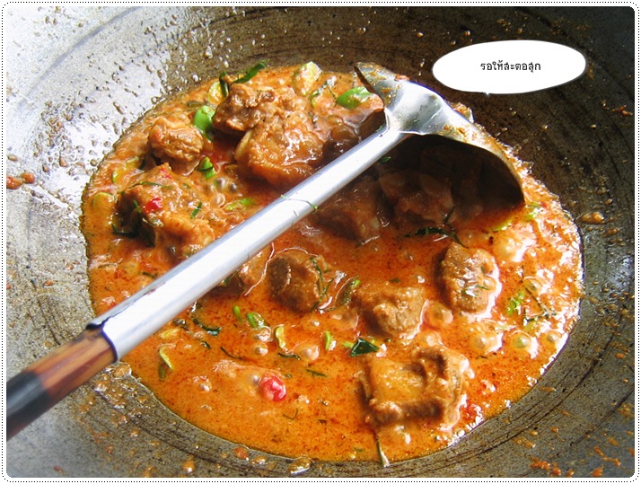 http://pim.in.th/images/all-side-dish-pork/pork-and-parkia-in-red-curry/pork-and-parkia-in-red-curry-18.JPG