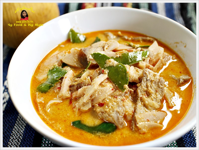red curry santol with roast pork 16