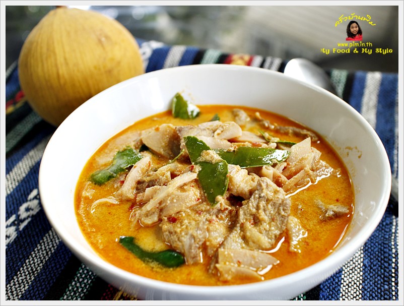 red curry santol with roast pork 17
