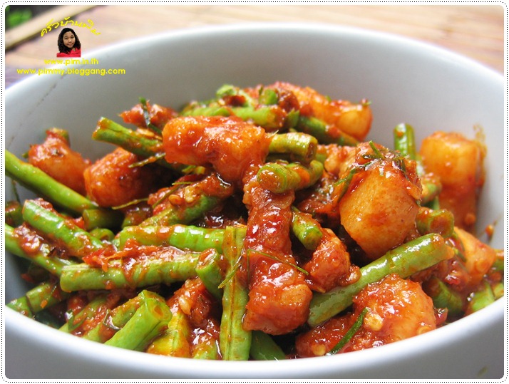 http://pim.in.th/images/all-side-dish-pork/spicy-fried-pork-with-yard-long-bean/spicy-fried-pork-with-yard-long-bean-01.JPG