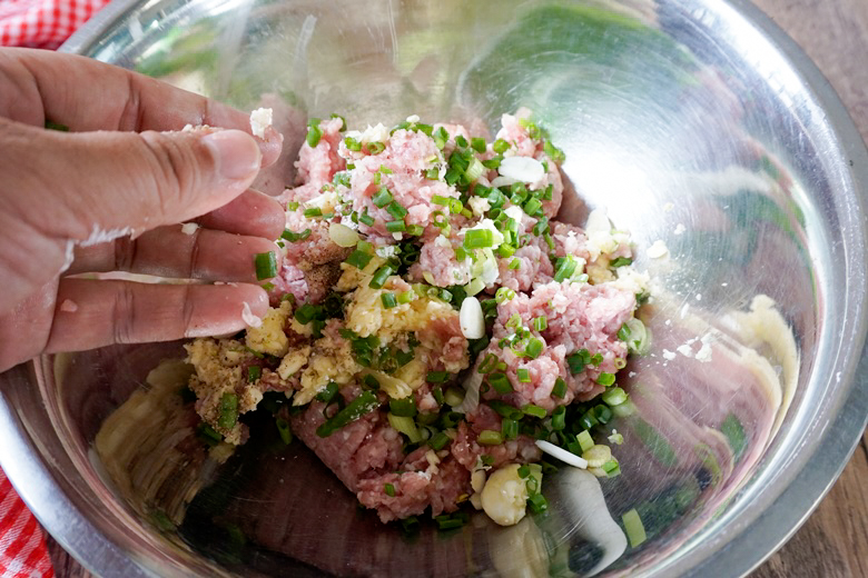 steamed minced pork with egg and tofu 04