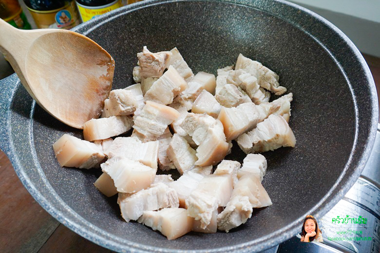 stir fried pork with soy sauce 04