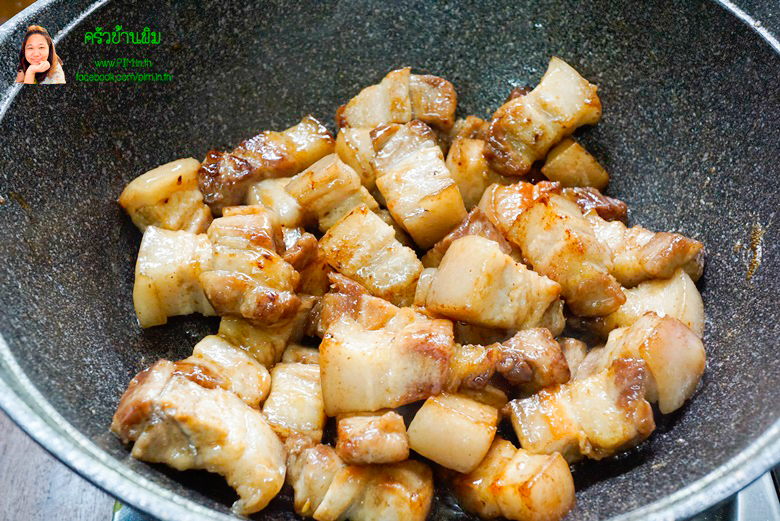 stir fried pork with soy sauce 08