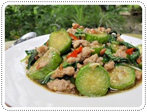 http://www.pim.in.th/images/all-side-dish-pork/stir-fry-eggplant-and-minced-pork/055.JPG