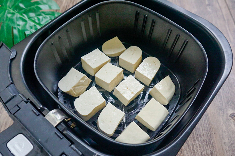 fried tofu with guilin chilli sauce 04