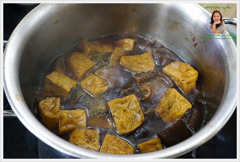 stewed tofu with dried mushrooms 107