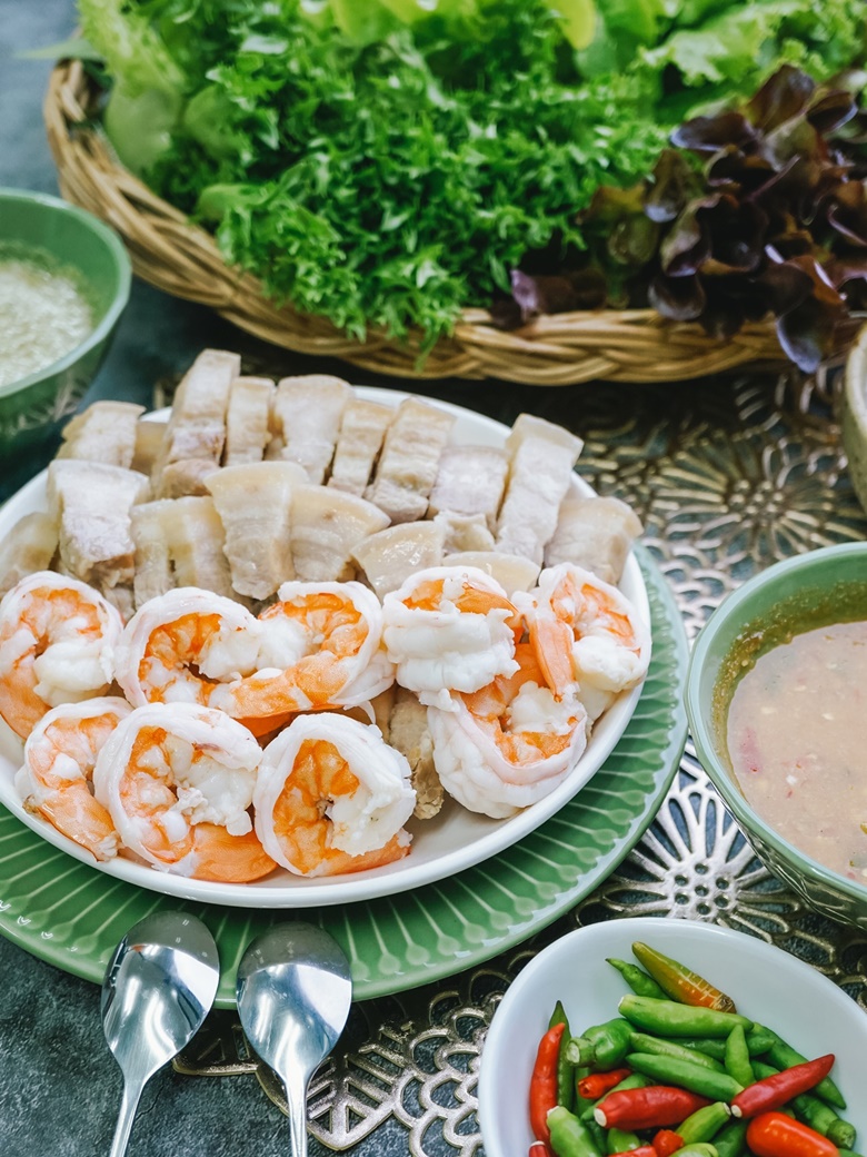 pork vermicelli salad bites 18