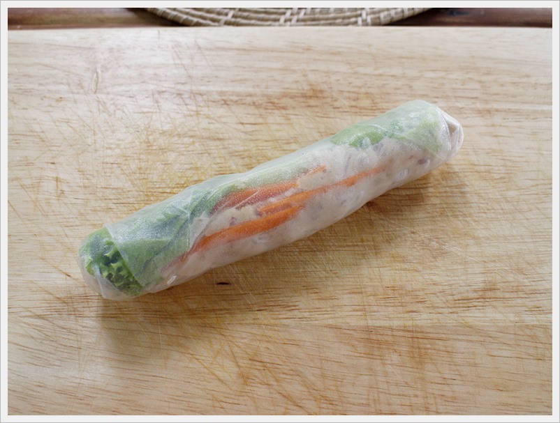 http://www.pim.in.th/images/all-snacks/tuna-spring-roll/tuna-spring-roll-with-wasabi-11.JPG