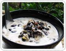 http://www.pim.in.th/images/all-thai-dessert/black-bean-in-sweet-coconut-milk/black-bean-in-sweet-coconut-milk-01.JPG