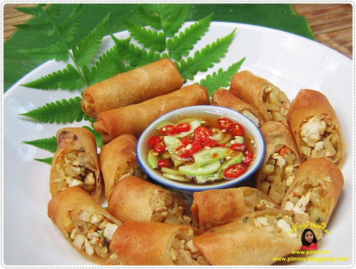 http://pim.in.th/images/all-thai-dessert/chicken-curry-spring-rolls/chicken-curry-spring-rolls-25.JPG