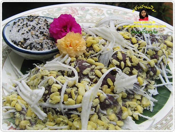 http://www.pim.in.th/images/all-thai-dessert/mung-bean-black-rice-crepe/mung-bean-%20black-rice-crepe-04.JPG