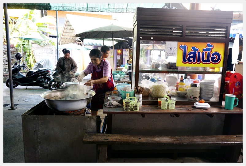 roangtong market 54